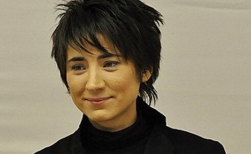 zemfira_490_300-7164607